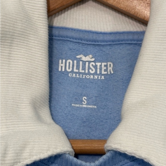 Hollister Sweatshirt Y2K Baby Blue with White Collar Preppy Style Size S Small - Picture 7 of 10
